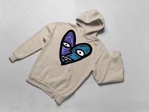 Broken Heart Keith Haring Inspired Tan Pullover Hooded Sweatshirt - Bild 1 von 1