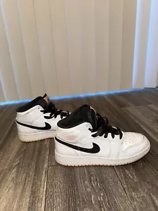 Air Jordan's - rosa e marrone scuro - Foto 1 di 9