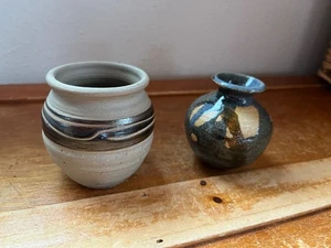 Lot of Studio Made Mini Brown Incised & Denim Blue Drip Round Pottery Vases - - Picture 1 of 10