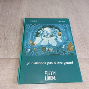 JE N'ATTENDS PAS D'ÊTRE GRAND / JAVOR Livia - Imagen 1 de 8