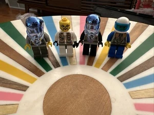 LEGO Life on Mars Minifigure Lot Of 4 - Picture 1 of 2
