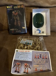 Macross Robotech 1/200 Nichimo VF-1D Battroid Model Kit. RARE - Picture 1 of 2