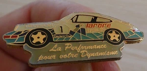 PIN'S PORSCHE 911 CARRERA CUP NR. 1 WELLE VERSION FARBE GRAU UNTER AUTO - Bild 1 von 6