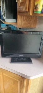Magnavox R19MD350B/F7 19" 720p HD LCD Vintage Television - Picture 1 of 5