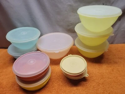 S•Lot of 11 Tupperware 1403A Snack Bowls & Lids! round Assorted Containers  - Image 1 of 4