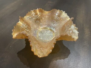 VINTAGE FENTON MARIGOLD LEAF CHAIN CARNIVAL 7" GLASS BOWL 112 - Picture 1 of 5