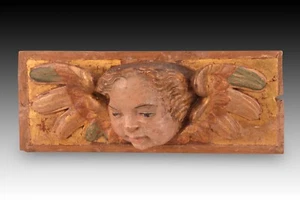 Relief with angel head. Polychrome and gilded wood. Spanish school, 16th century - Picture 1 of 6