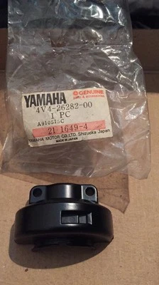 YAMAHA YZ465 YZ250 YZ125 IT465 IT250 IT175 1980 1981 Lower Throttle Cover N.O.S - Image 1 of 4
