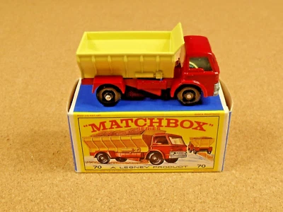OLD VINTAGE LESNEY MATCHBOX # 70 FORD GRIT SPREADER TRUCK ORIGINAL BOX - Image 1 of 4
