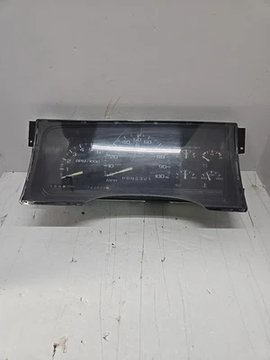 1995-1999 Chevrolet GMC Silverado Yukon Suburban Sierra Instrument Cluster  - Image 1 of 4