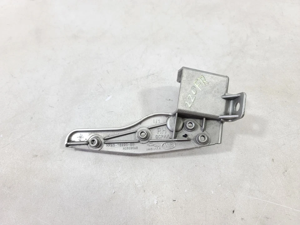 17-20 JAGUAR F-PACE SUPORTE DE MONTAGEM PARA-LAMA DIANTEIRO DIREITO DO LADO DO PASSAGEIRO FABRICANTE DE EQUIPAMENTO ORIGINAL - Imagem 1 de 4