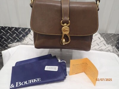 Dooney & Bourke 佛罗伦萨小号 Ashley 邮差包 Elephant Orig $328 — 第 1/4 张图片