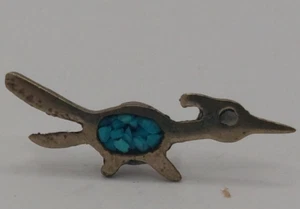 Vtg  TURQUOISE ROAD RUNNER TIE TAC  W/ARROW SIGN POST - Picture 1 of 6