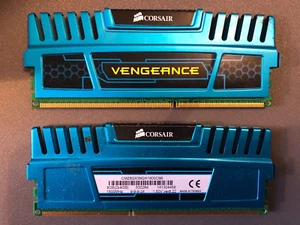 Corsair Vengeance 8GB (2x4GB) CMZ8GX3M2A1600C9B 1.5v DDR3-1600MHz Desktop RAM - Picture 1 of 1