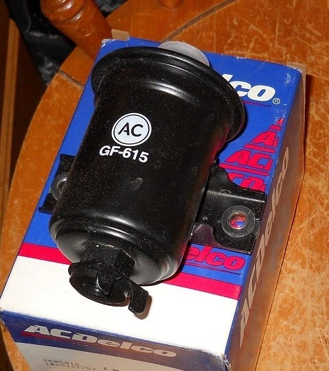 Filtro de combustible Chevrolet Geo Prizm GF615 1989-2002 como nuevo Foto 1 de 1