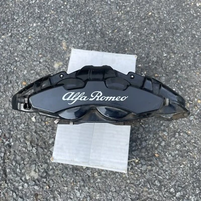 17-19 ALFA ROMEO Giulia 952 FRONT LH Left Drivers BRAKE CALIPER 20C29808 Black - Image 1 of 4