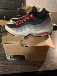Men’s Nike Air Max 95 Black Hot Red Neutral Gray Sz 13 609048-065 Infrared Used - Picture 1 of 7