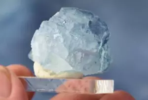 Large Blue Fluorite Crystal Cluster 38mm Mineral 1.5" Great Edges Hunan 604dd - Picture 1 of 7