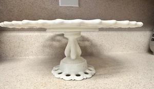 VINTAGE Netz Milchglas Kuchenständer, Westmorland, Hochzeitstortenständer - Bild 1 von 13