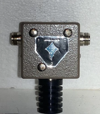 DB Products - Isolador de ferrite estágio único com carga - DB4613-1A - 148-160 MHz - Imagem 1 de 4