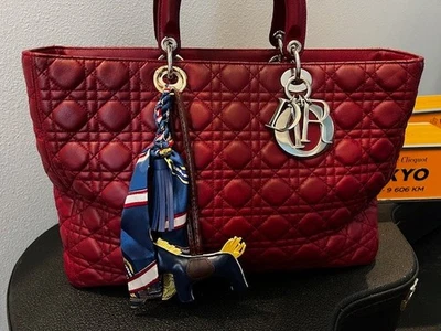 Bolso de Mano Christian Dior Lady Dior XL Cannage Rojo Piel de Cordero Plateado Herrajes Foto 1 de 4