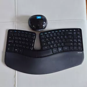 Microsoft Sculpt Ergonomic Desktop Wireless Keyboard and Mouse used - Picture 1 of 4