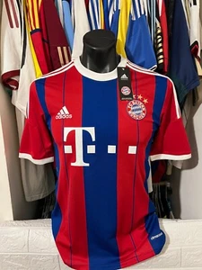 Bayern Munich 2014/2015 Original new in tag Football Jersey size small - Picture 1 of 5