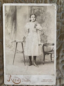 CABINET Card Photographic REED Studio YOUNG Beautiful Reader Photo album - Picture 1 of 12