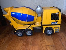 bruder cement mixer