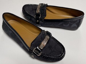 coach signature buckle loafer