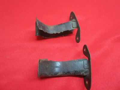 1959 1960 CADILLAC POWER WINDOW DOOR JAMB WIRE PROTECTOR  - Image 1 of 4