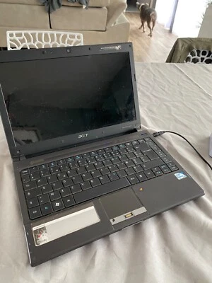 (679) acer travelmate 8331 intel celeron - Photo 1/4