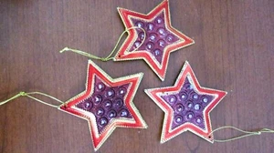 Set of 3 Red, Gold, Purple 3.5" METAL STARS with Jewels CHRISTMAS ORNAMENTS - Picture 1 of 2