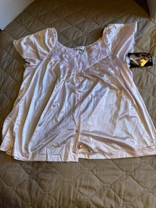 Top de pijama Vanity Fair para mujer grande rosa con adornos de encaje abotonados manga corta nuevo con etiquetas - Imagen 1 de 12
