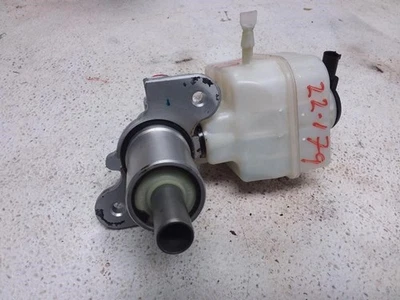 Brake Master Cylinder Fits 12-19 BMW 640i 930570 - Image 1 of 3