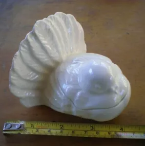 Porcelain Bird Shaped Trinket Box White Fan Tail - Picture 1 of 4