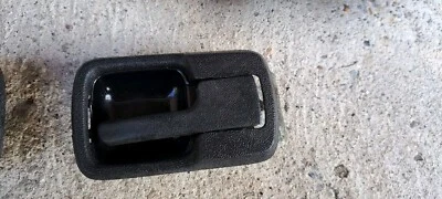 Porsche 924 944 O/S motorista direito maçaneta interna preta painel quadrado - Imagem 1 de 2