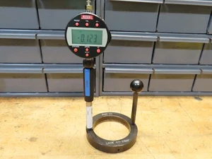 SPI Digital Indicator 0.5" range .00005" grad & Dyer 2.9358" round smooth gage - Picture 1 of 11