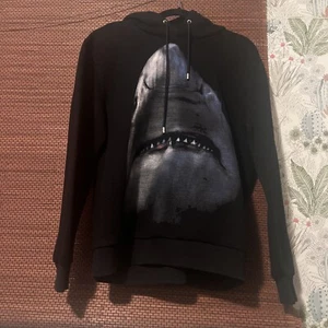 Authentic Givenchy Shark Men's Hoodie (M) Lightly Worn - Picture 1 of 6