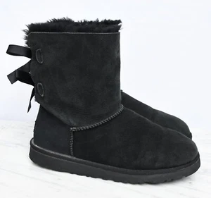 Ugg Australia Bailey Bow Boots Black Sheepskin Suede Warm Big Kids Sz 6 - Picture 1 of 10