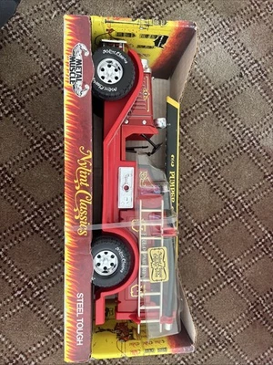 Vintage 1990 Nylint Classics Metal Muscle 1930’s “Pumper” Fire Truck #3020 - Image 1 of 4