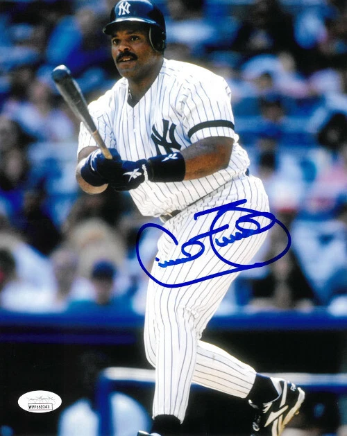 Cecil Fielder signed New York Yankees 8X10 Photo- JSA Witnessed Hologram - Image 1 of 1