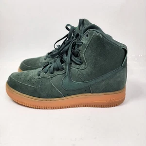 Nike Air Force 1 High '07 LV8 Wildleder Armeegrün Basketballschuhe Größe 10 Grün - Bild 1 von 14
