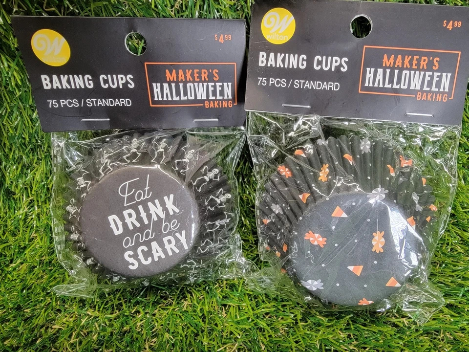 Wilton Maker's Halloween Hornear Cupcakes Tazas Lote de 2 75 Piezas - 150 Piezas en Total Foto 1 de 4