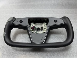 2021-2025 Tesla Model S X Plaid Yoke Steering Wheel OEM Used 1622612-00-G - Picture 1 of 15
