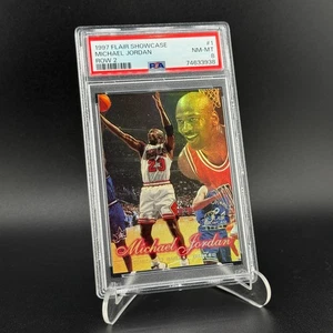 PSA 8 1997 FLAIR SHOWCASE MICHAEL JORDAN ROW 2 GRADED CARD KARTE - Bild 1 von 1