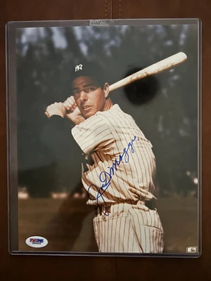 Joe DiMaggio autograph signature PSA/DNA "Authentic" 8x10 Yankees Marilyn Monroe - Image 1 of 4
