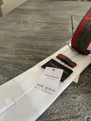 Corbata Gucci Gg Solid-1 Blanca ¡Nueva!! Foto 1 de 4