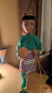 Ornament From Singapore Salt Man Figurine - Picture 1 of 6