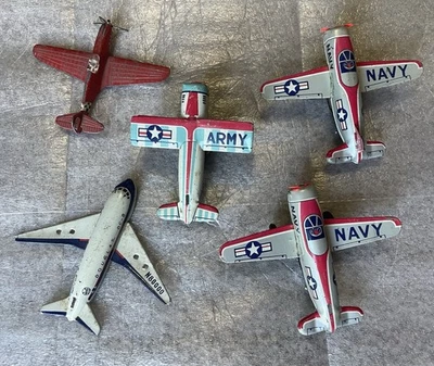 Lote de 5 aviones de juguete de metal - 4 LOUIS MARK & CO 1960 Japón - 1 diecast de Hong Kong Foto 1 de 4